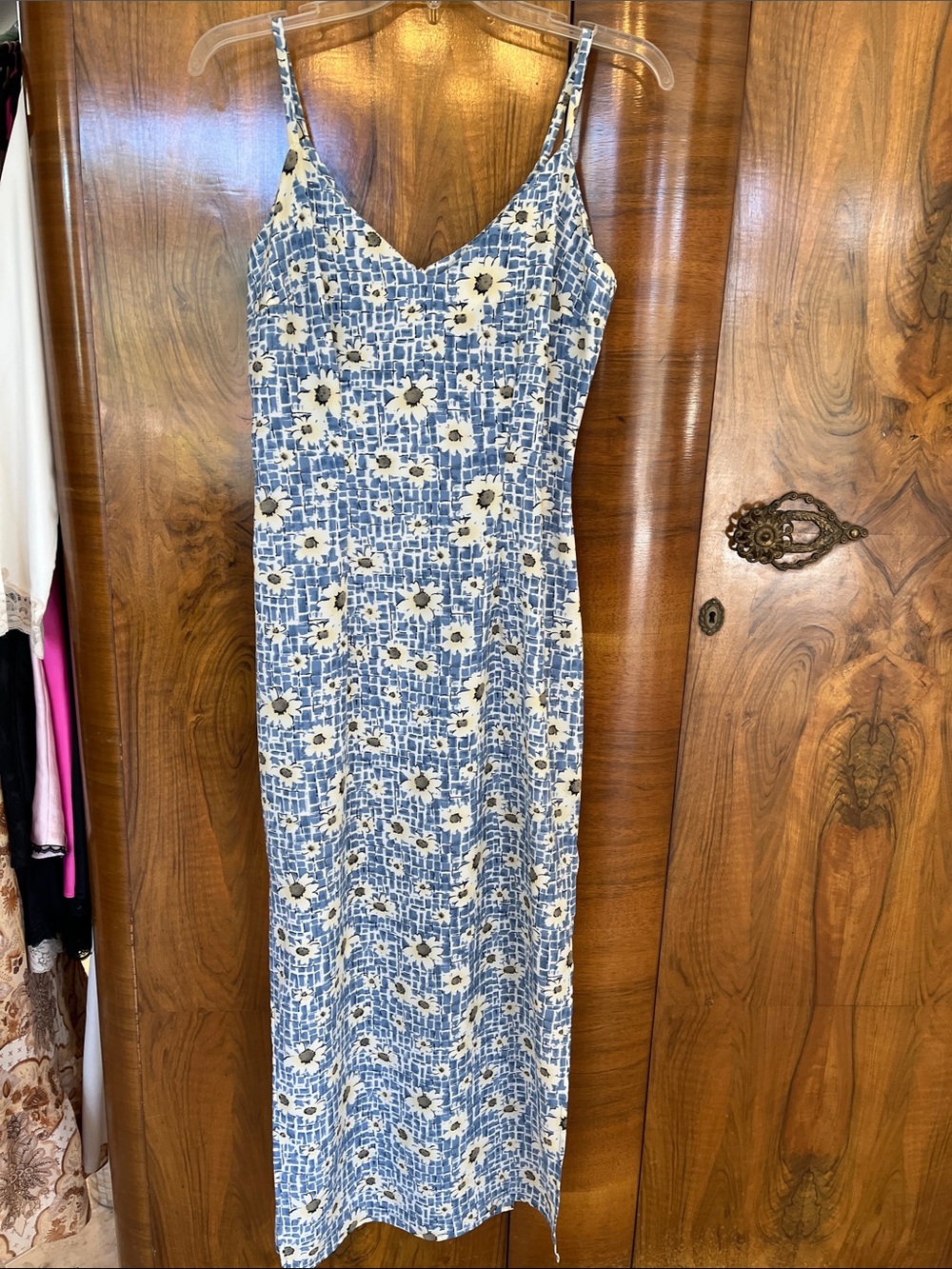 Jay Jacobs Blue With Yellow Daisy Floral Maxi Dress - Size Small